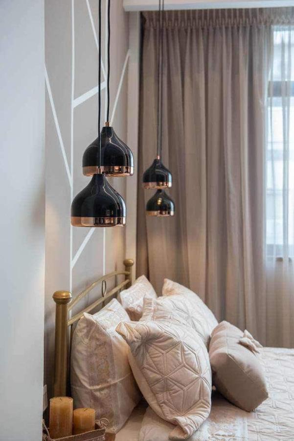Condo Next To Metro St Athens! المظهر الخارجي الصورة