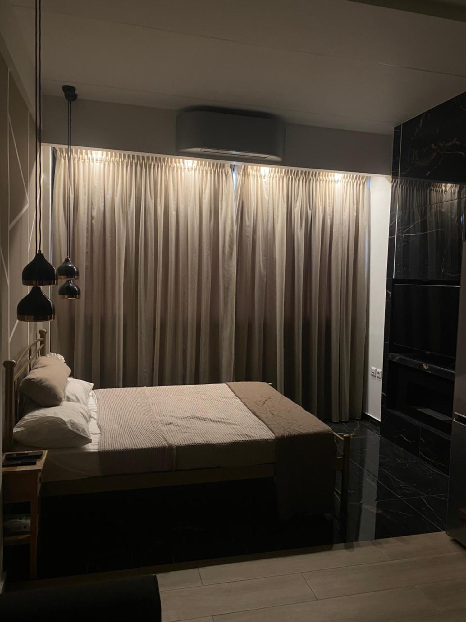 Condo Next To Metro St Athens! المظهر الخارجي الصورة